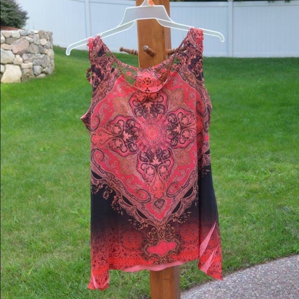 Patterned Tank- Final Price 🎊